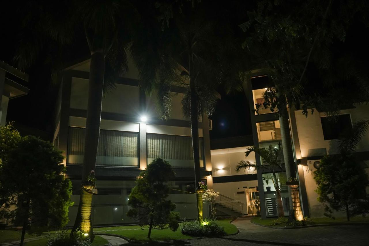 Hotel Palm Shore Palakkad Luaran gambar
