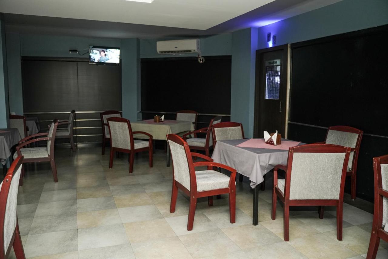 Hotel Palm Shore Palakkad Luaran gambar